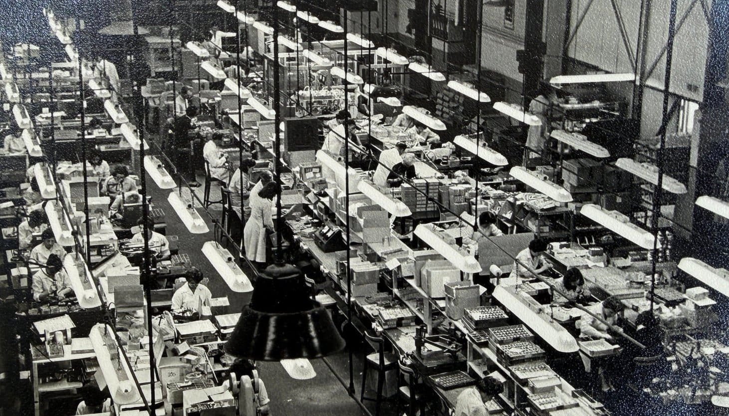 Black and white photo of inside the Ronson factory on the Isle of Wight